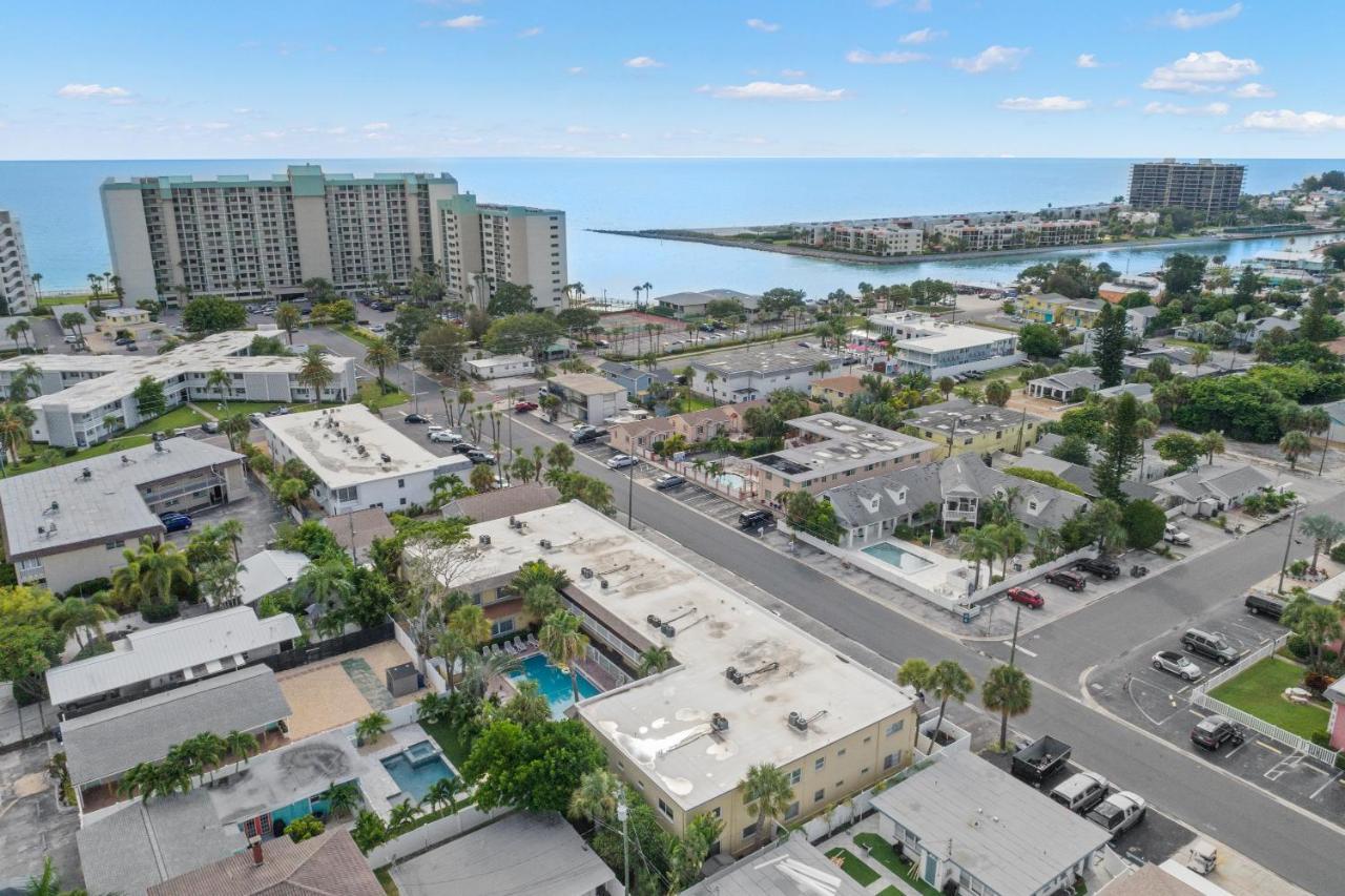 Ferienwohnung Waves 18 St. Pete Beach Exterior foto